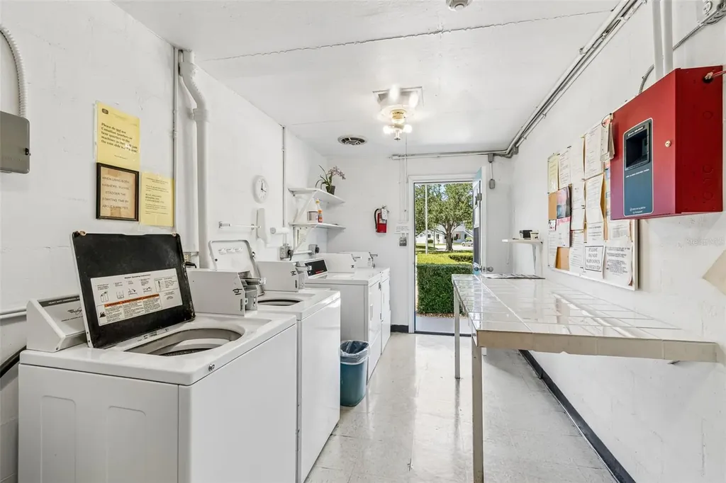 8220 112th Street Seminole FL 33772