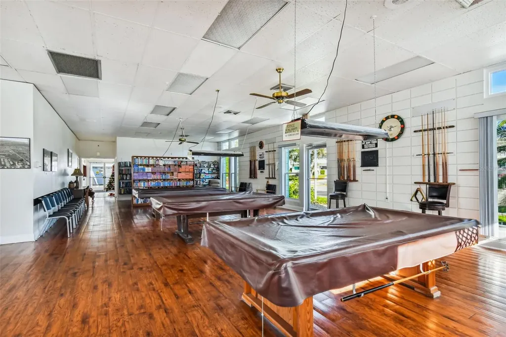 8220 112th Street Seminole FL 33772