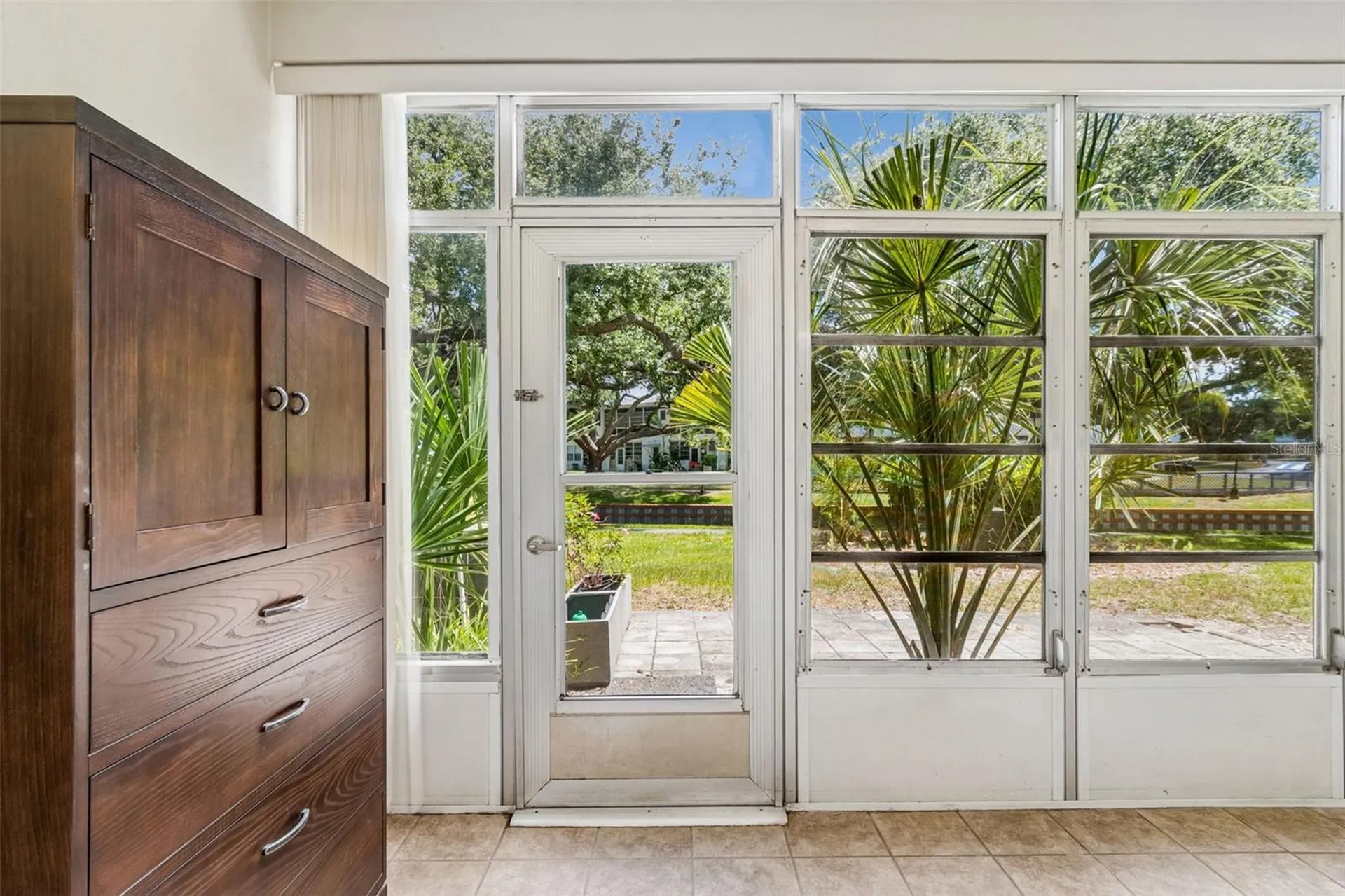 8220 112th Street Seminole FL 33772