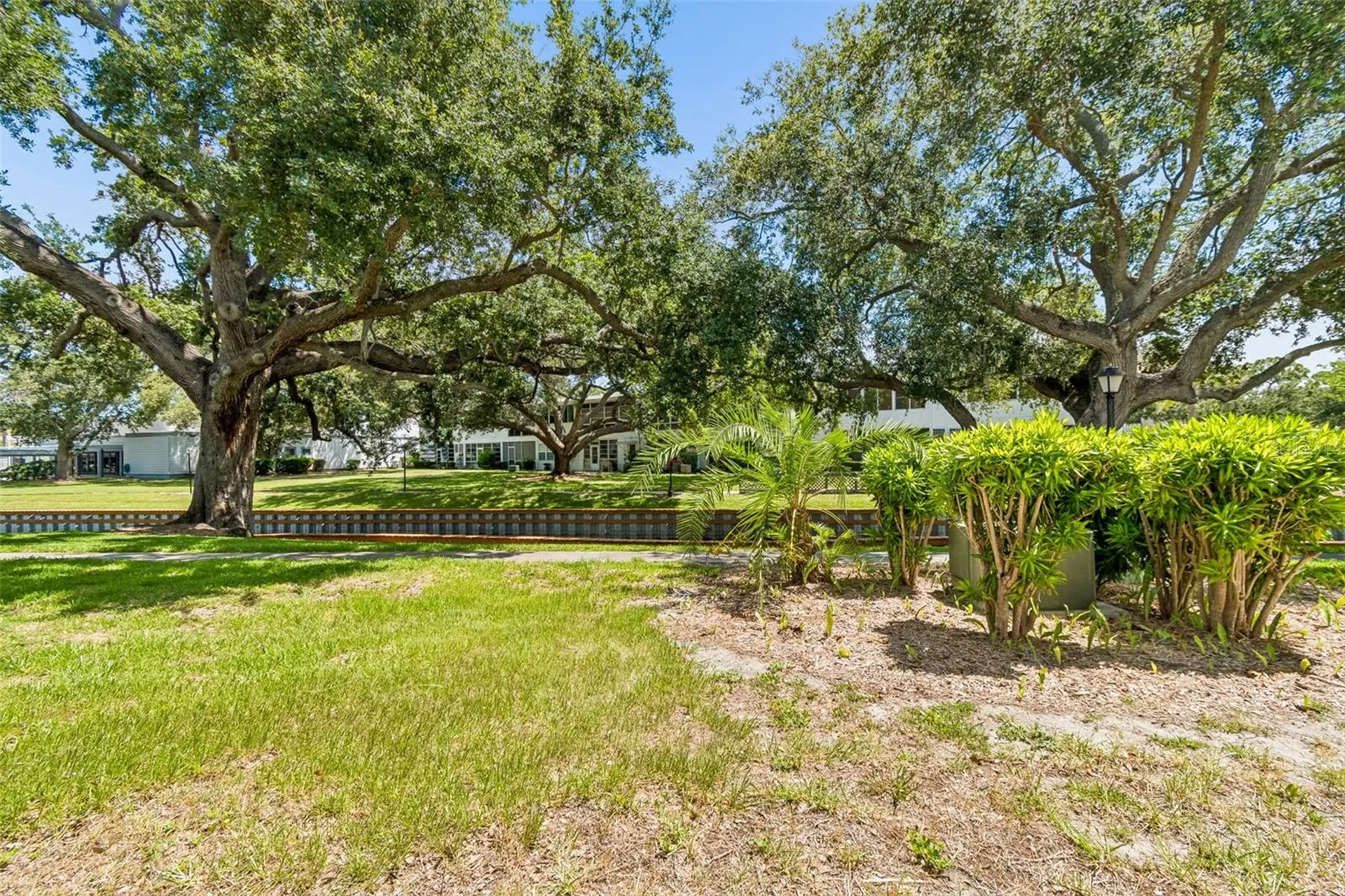 8220 112th Street Seminole FL 33772