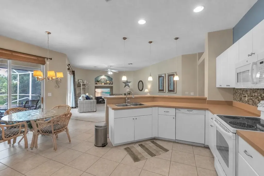 2260 Zuyder Terrace North Port FL 34286