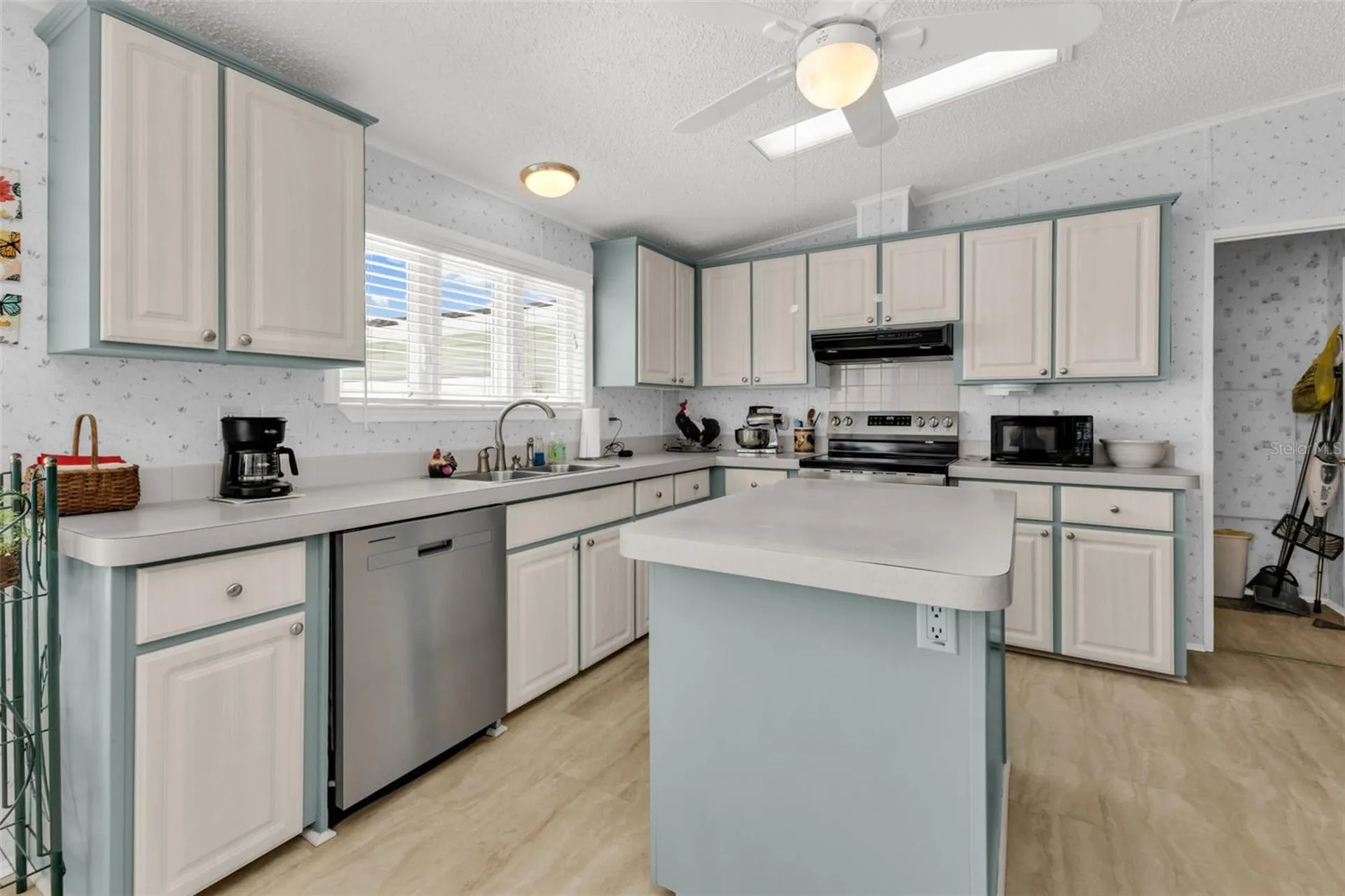5601 Duncan Road Punta Gorda FL 33982
