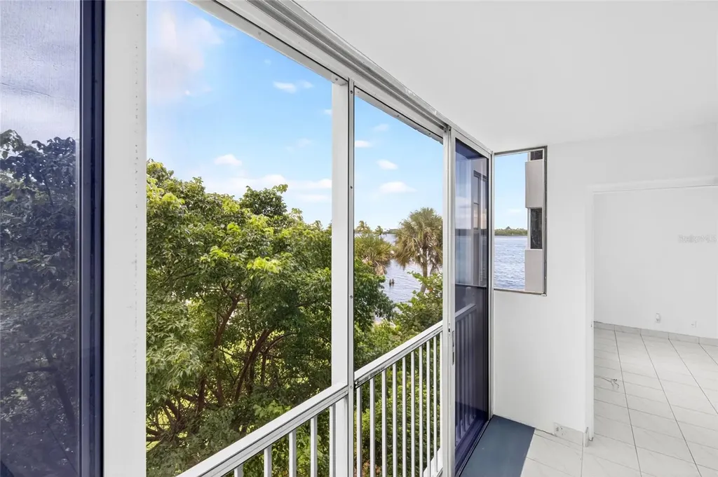 1820 New Palm Way Boynton Beach FL 33435