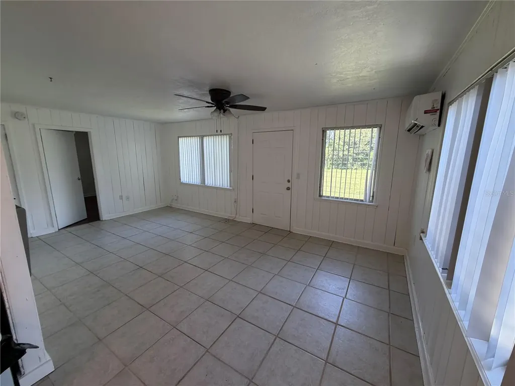 504 5th Street Valrico FL 33594