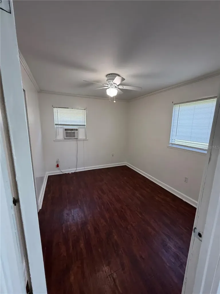 504 5th Street Valrico FL 33594