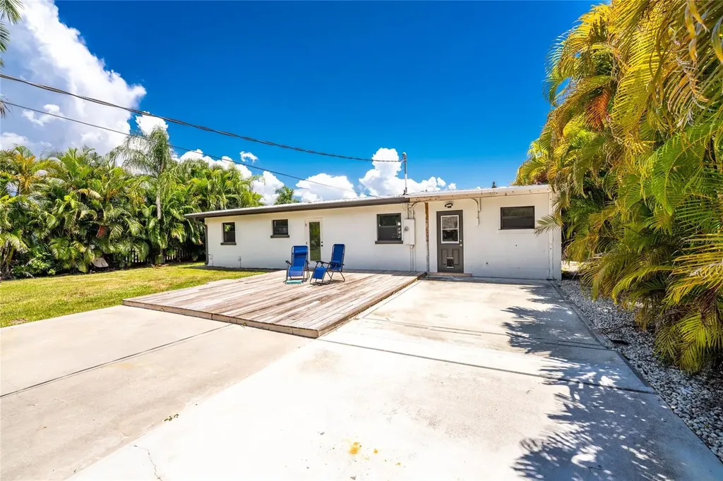 410 W Grace Street Punta Gorda FL 33950