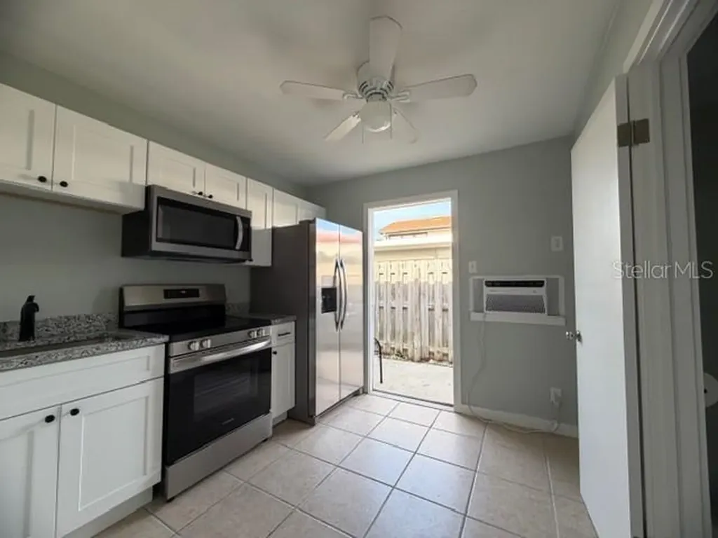 148 Cleveland Drive Sarasota FL 34236