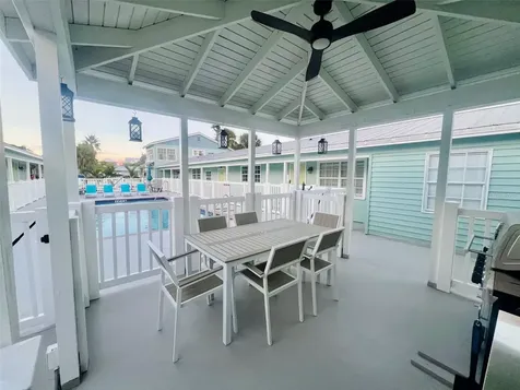 148 Cleveland Drive Sarasota FL 34236
