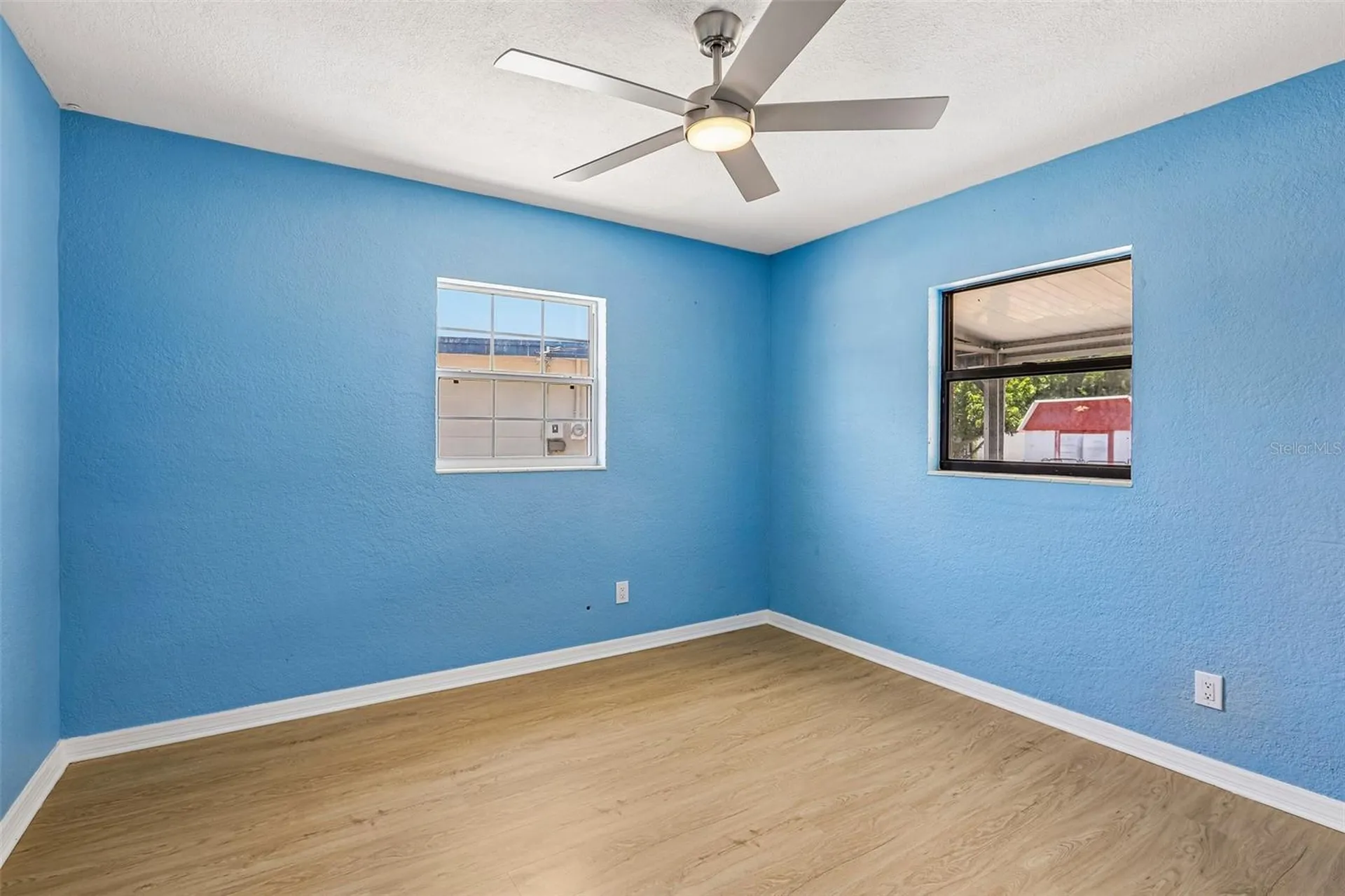 104 E Grapefruit Circle Clearwater FL 33759