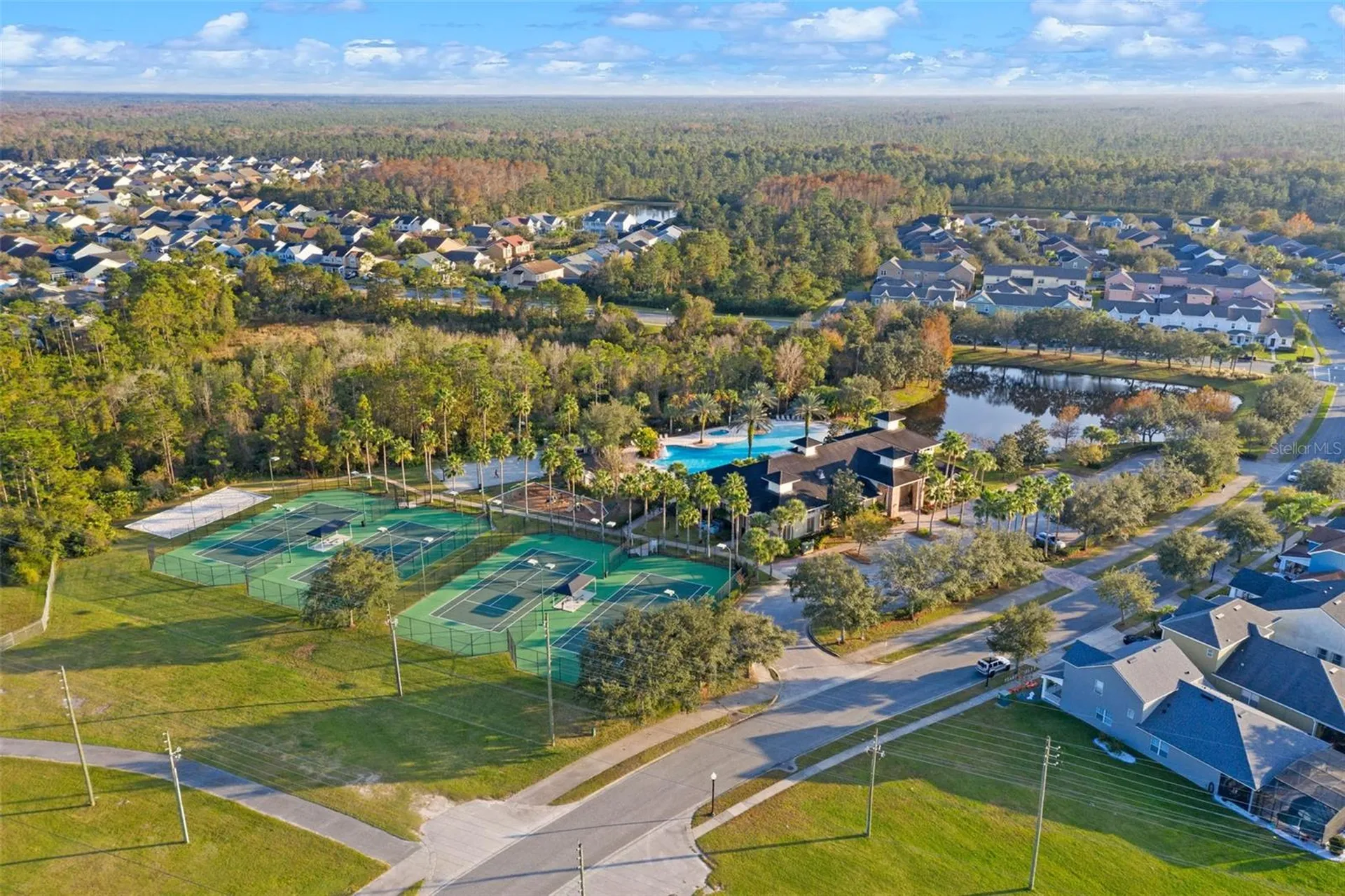 14172 Amelia Island Way Orlando FL 32828