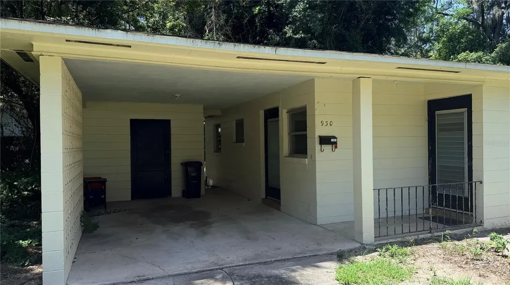 930 NE 6th Avenue Gainesville FL 32601