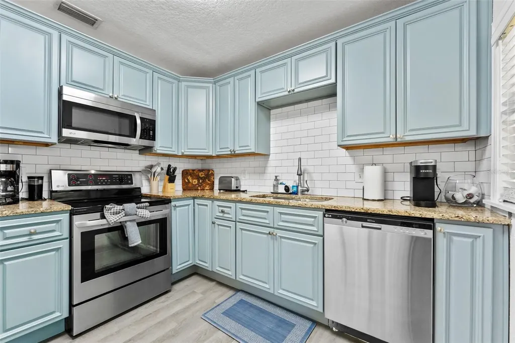 3709 W Griflow Street Tampa FL 33629