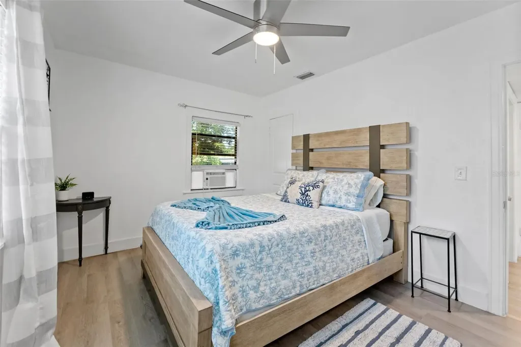 3709 W Griflow Street Tampa FL 33629