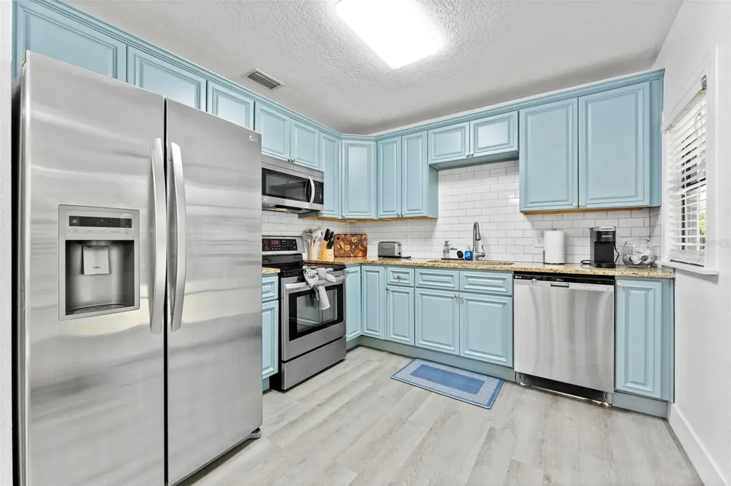 3709 W Griflow Street Tampa FL 33629