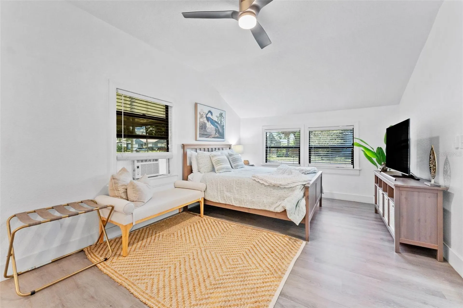 3709 W Griflow Street Tampa FL 33629