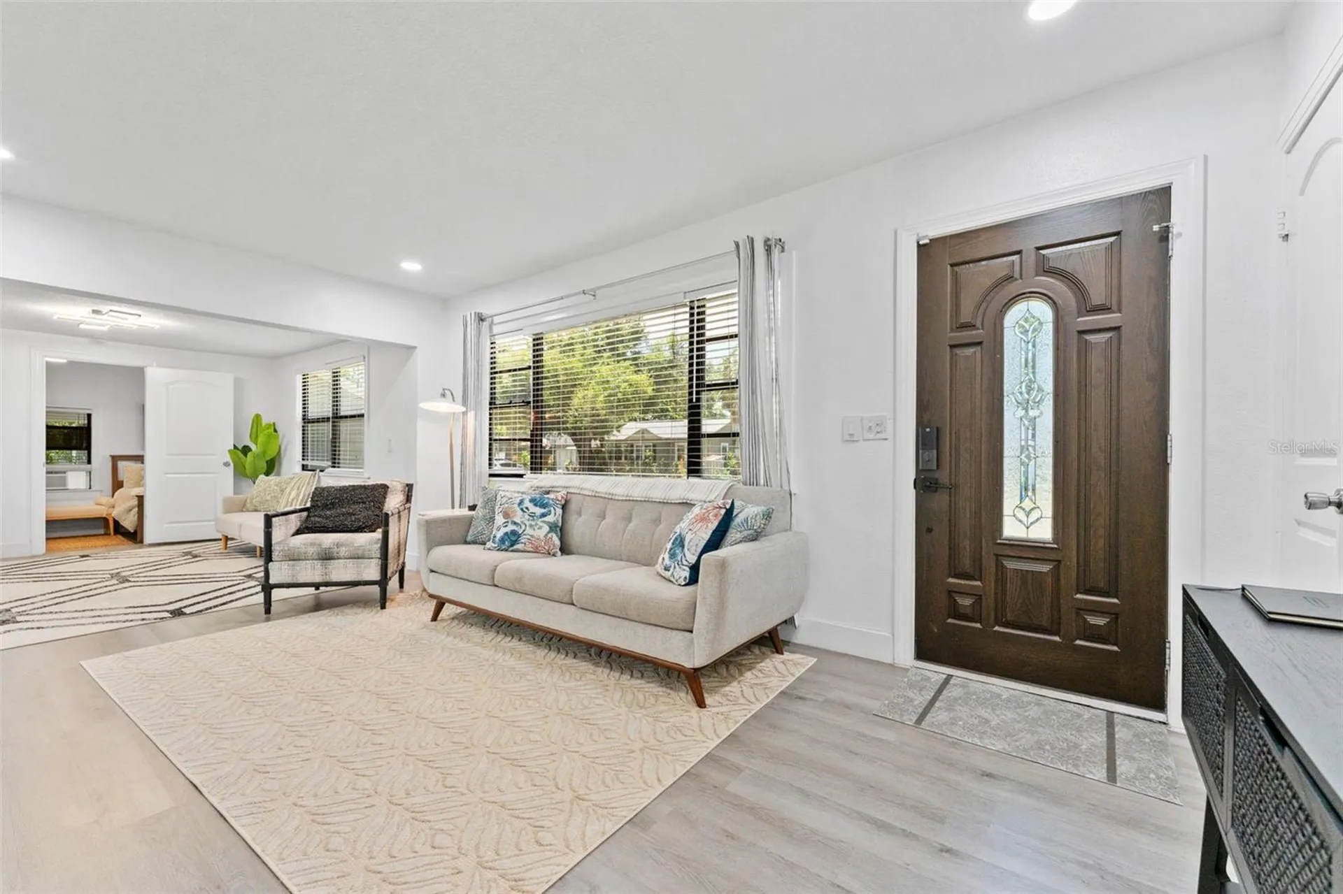 3709 W Griflow Street Tampa FL 33629