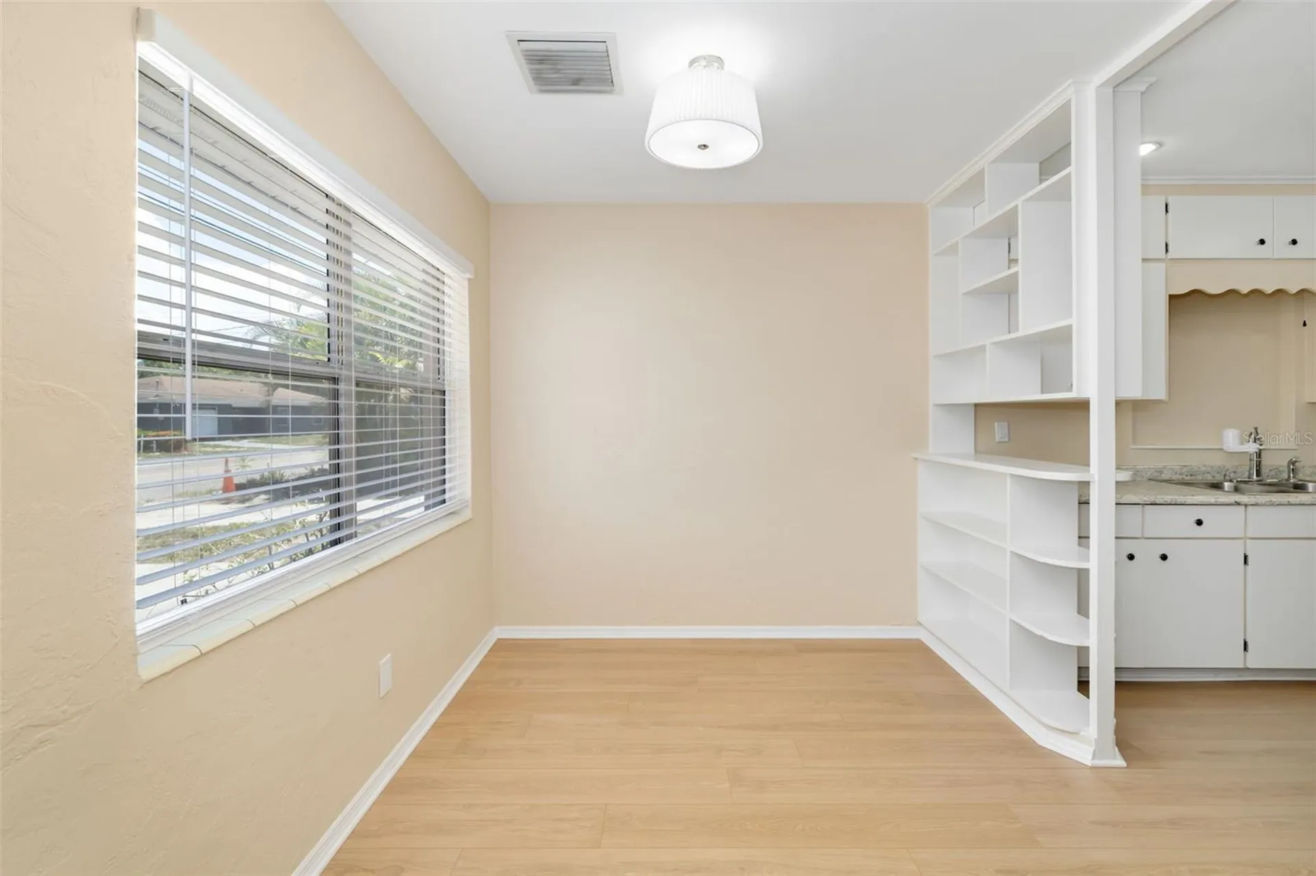 808 26th Street W Bradenton FL 34205