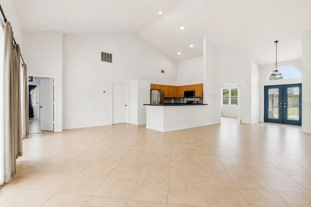 540 Hollingshead Loop Davenport FL 33896