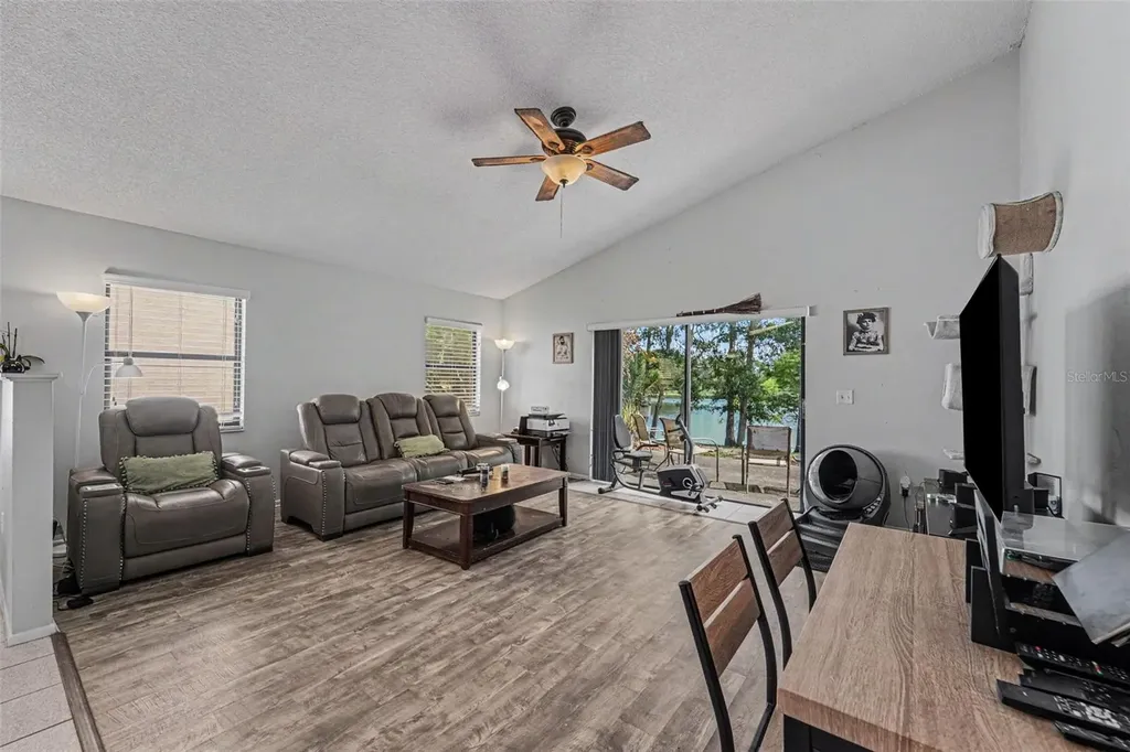 2736 Tolworth Avenue Orlando FL 32837