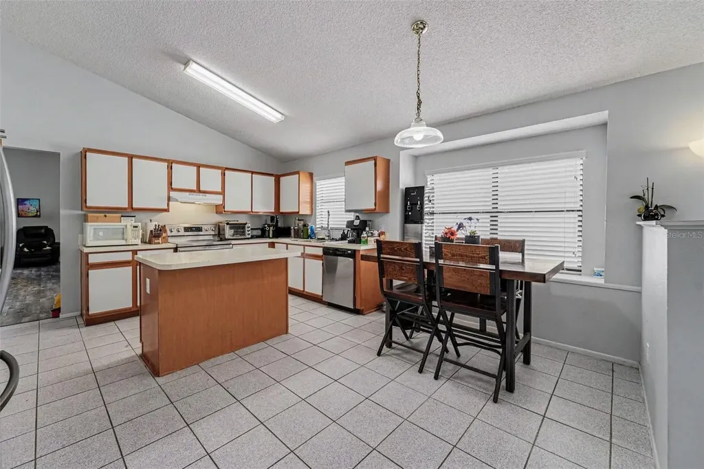 2736 Tolworth Avenue Orlando FL 32837