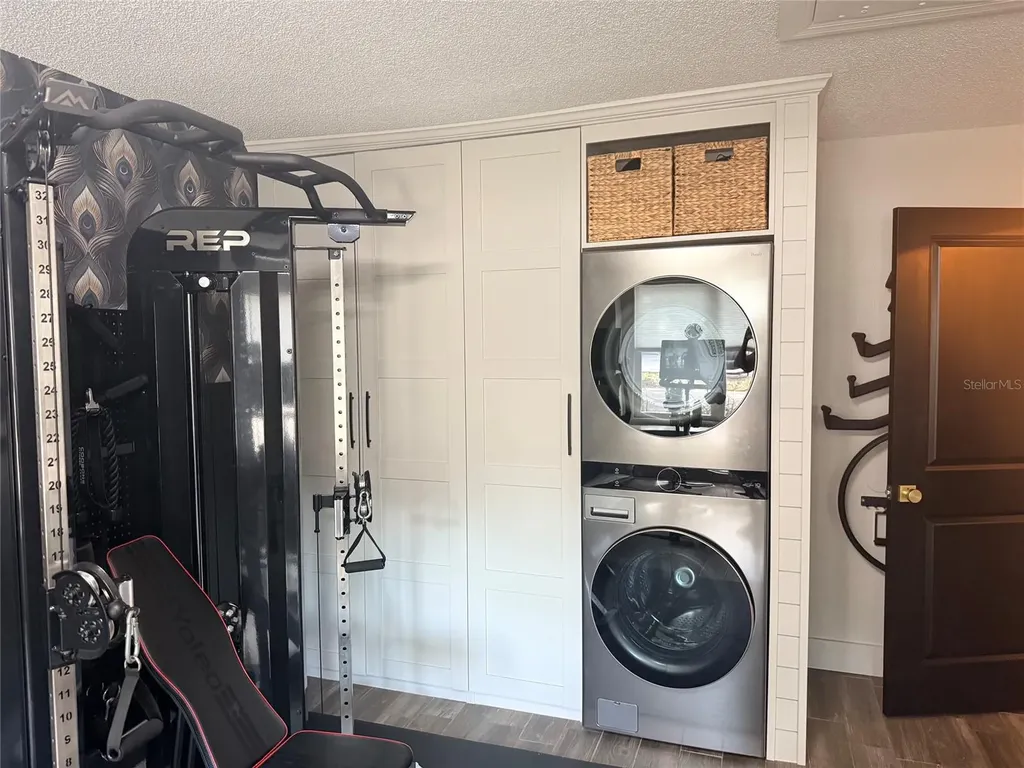 1628 Tropical Court Tavares FL 32778