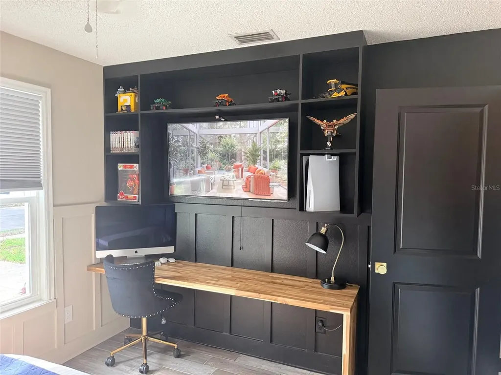 1628 Tropical Court Tavares FL 32778
