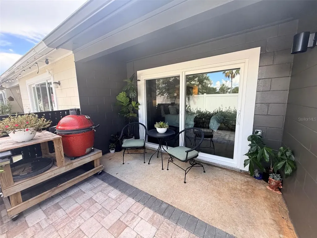 1628 Tropical Court Tavares FL 32778