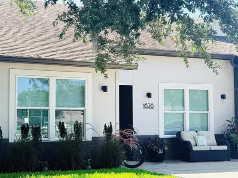 1628 Tropical Court Tavares FL 32778