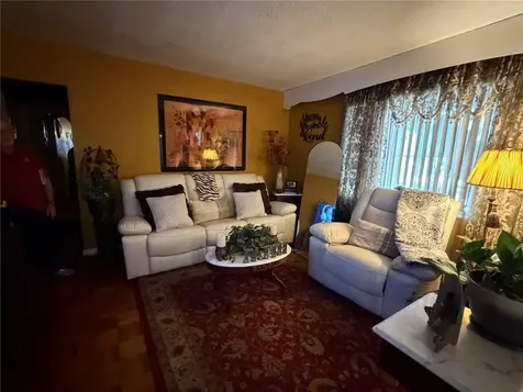 2906 N 21st Street Tampa FL 33605