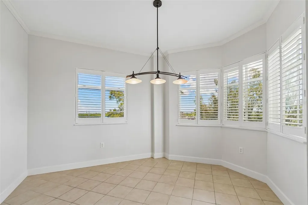 12033 Gandy Boulevard N St Petersburg FL 33702