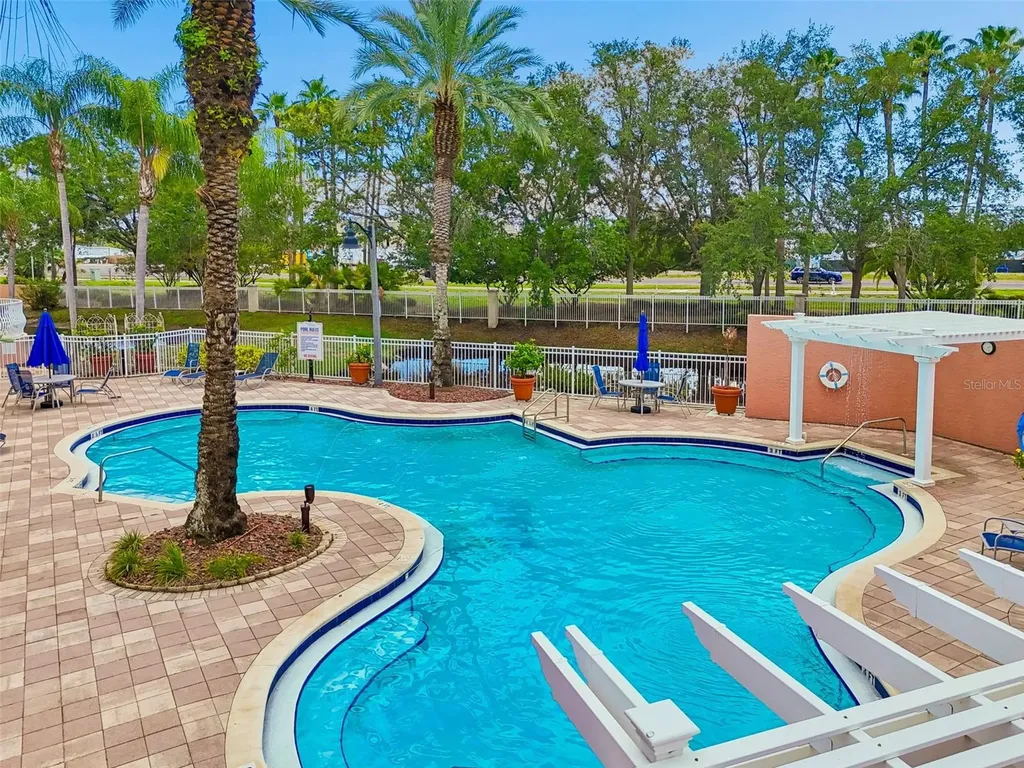 12033 Gandy Boulevard N St Petersburg FL 33702