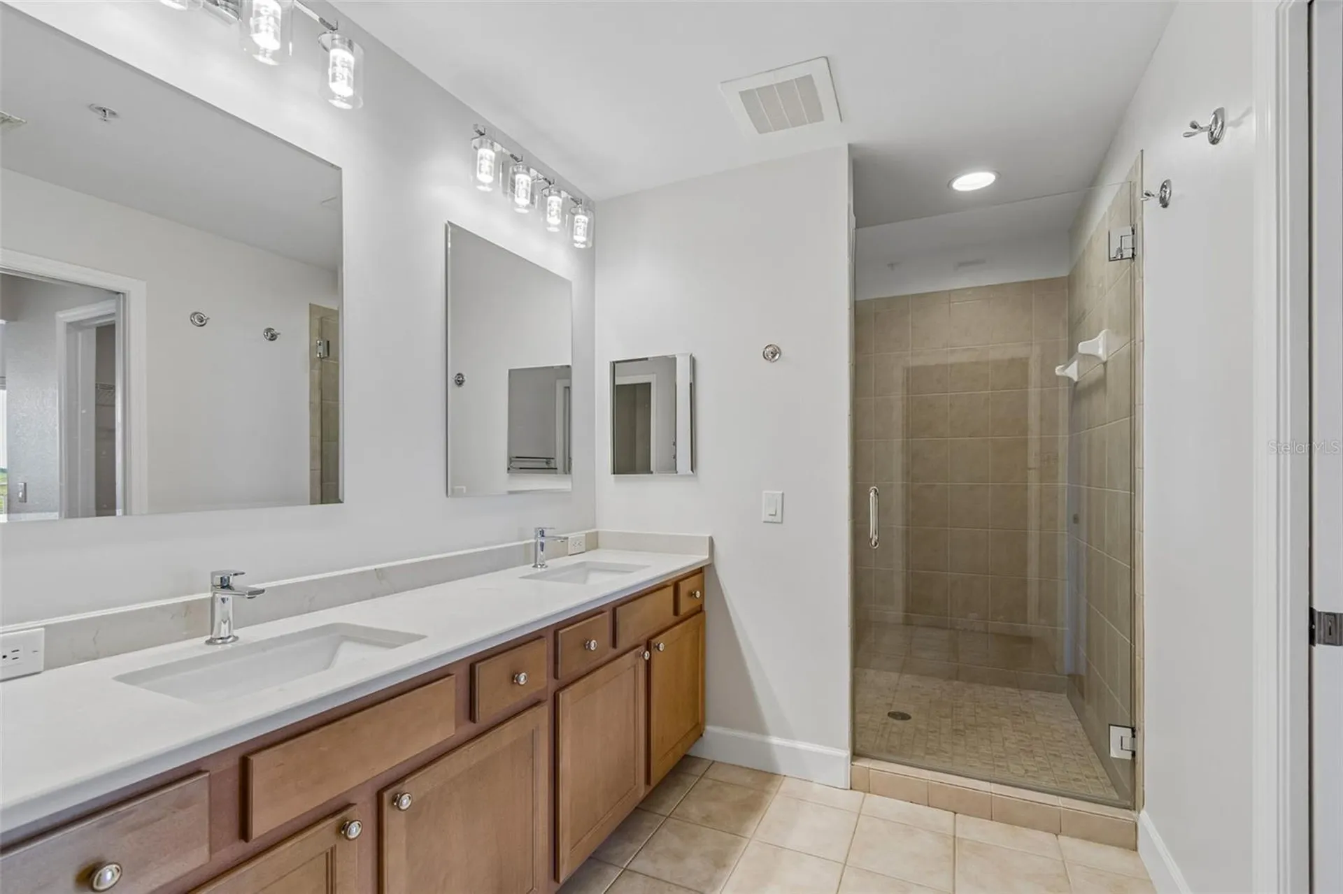 12033 Gandy Boulevard N St Petersburg FL 33702