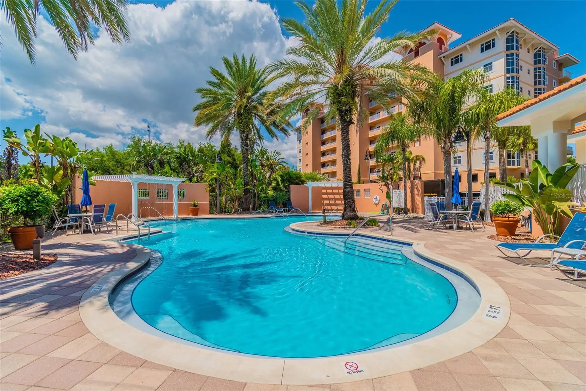 12033 Gandy Boulevard N St Petersburg FL 33702