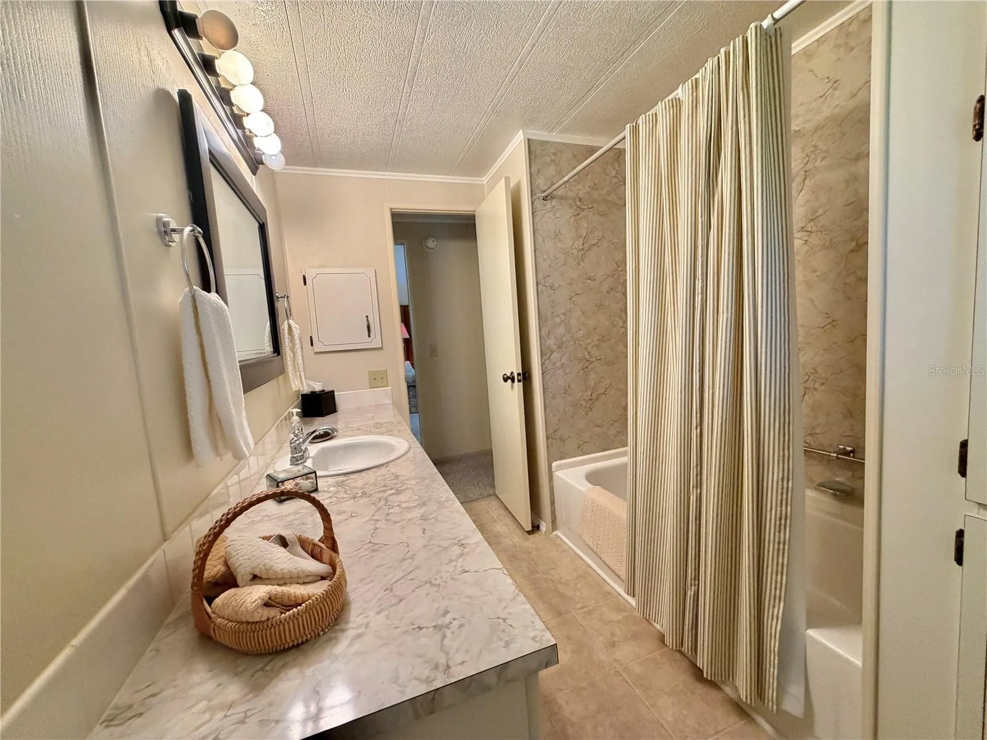 146 Hibiscus Way Leesburg FL 34748