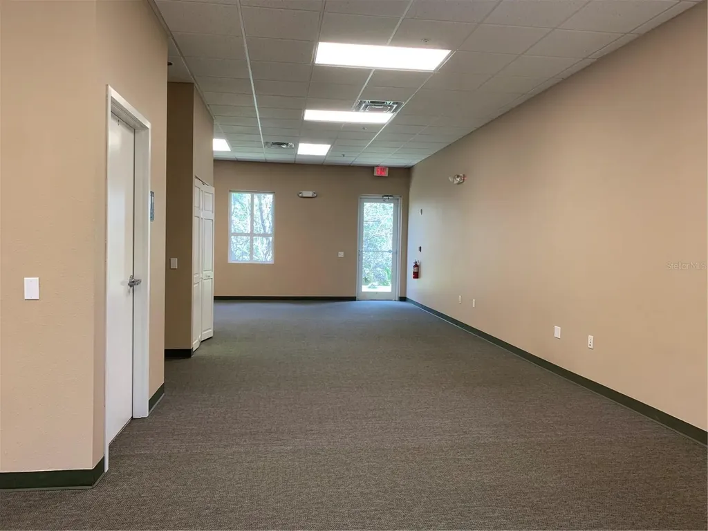 5586 Broadcast Court Sarasota FL 34240