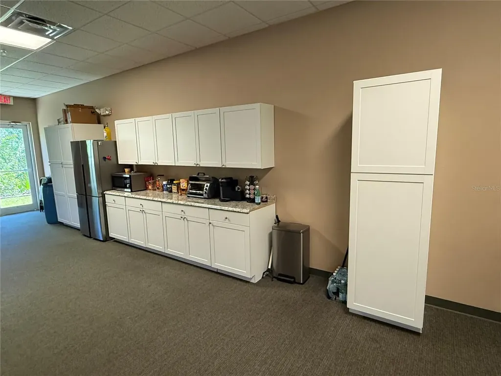 5586 Broadcast Court Sarasota FL 34240