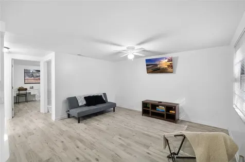 1220 E 142nd Avenue Tampa FL 33613