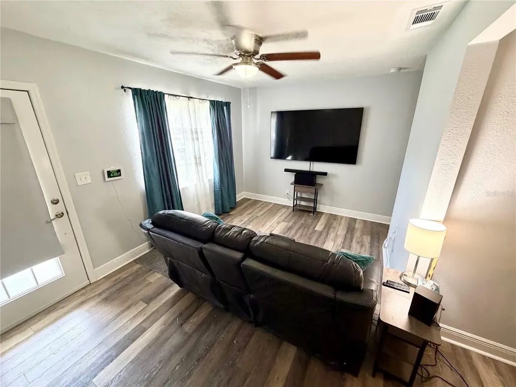 1185 S Johnson Avenue Bartow FL 33830