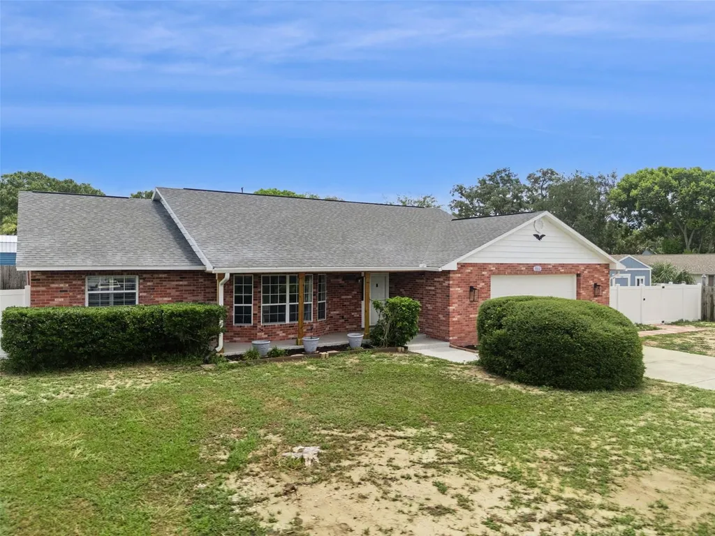 33312 Green Road Leesburg FL 34788