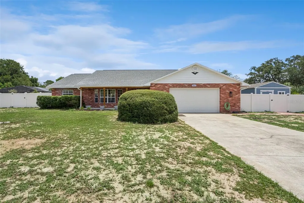 33312 Green Road Leesburg FL 34788