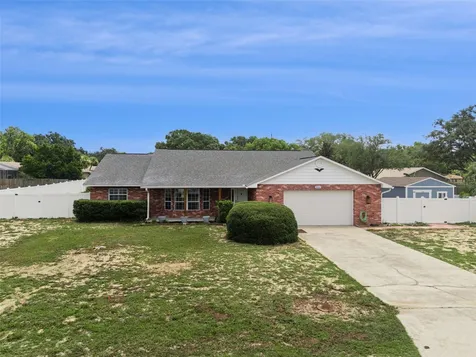33312 Green Road Leesburg FL 34788