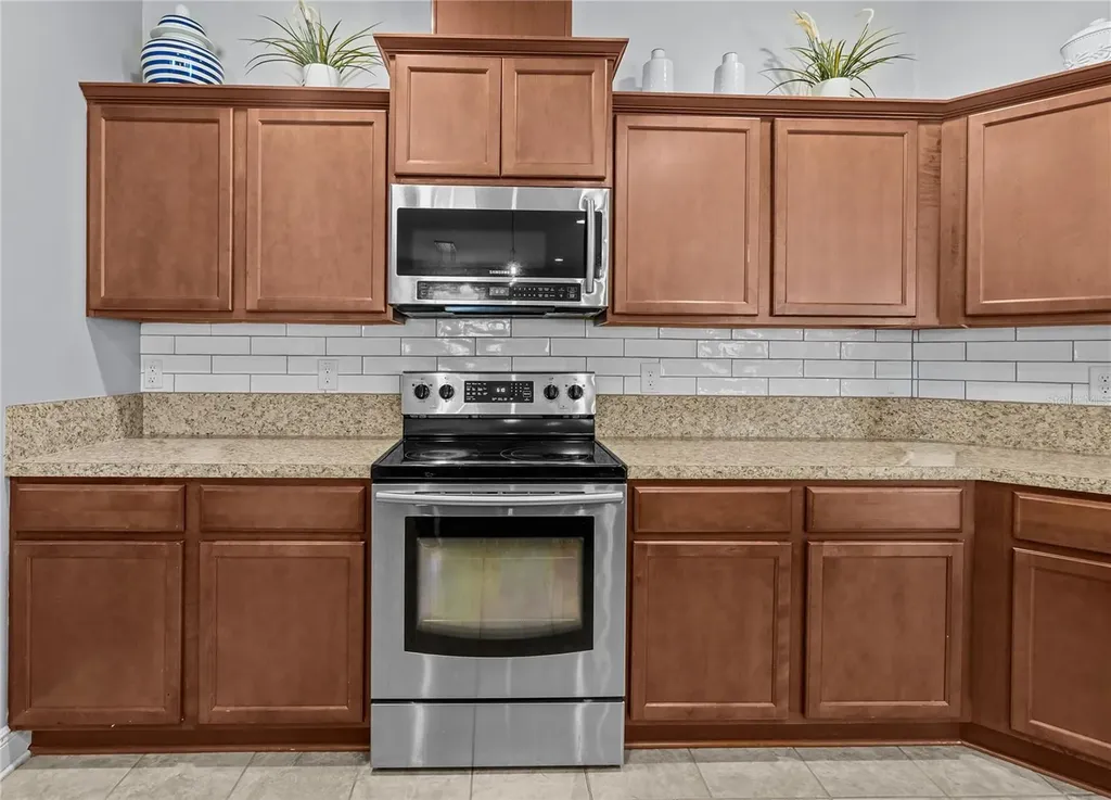 655 Carya Court Deland FL 32724