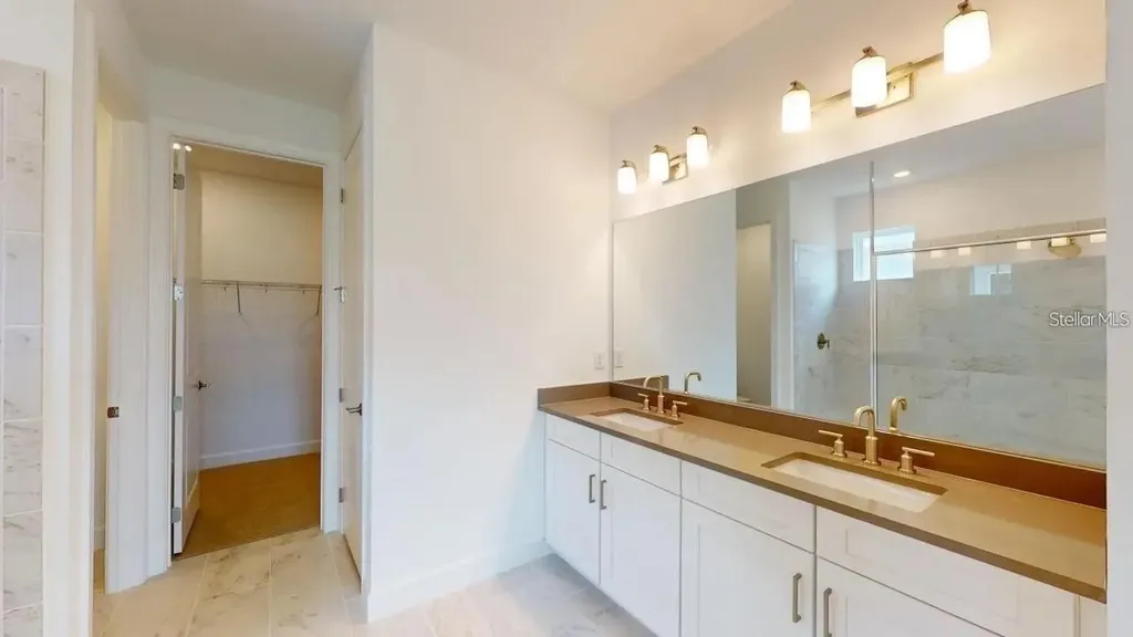 4911 Caserta Court Palmetto FL 34221