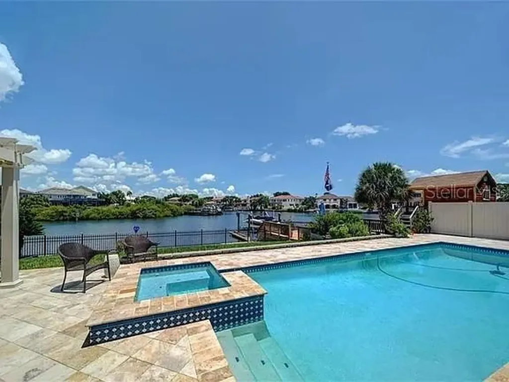 4147 Saltwater Boulevard Tampa FL 33615