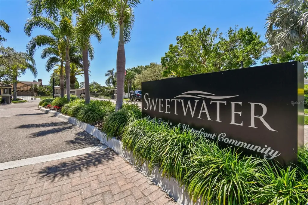 4147 Saltwater Boulevard Tampa FL 33615