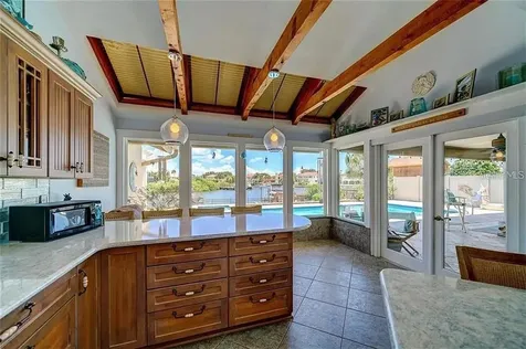 4147 Saltwater Boulevard Tampa FL 33615
