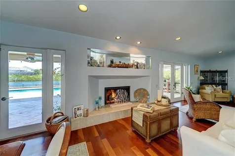 4147 Saltwater Boulevard Tampa FL 33615