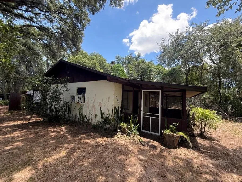 205 Tower Road Lakeland FL 33809
