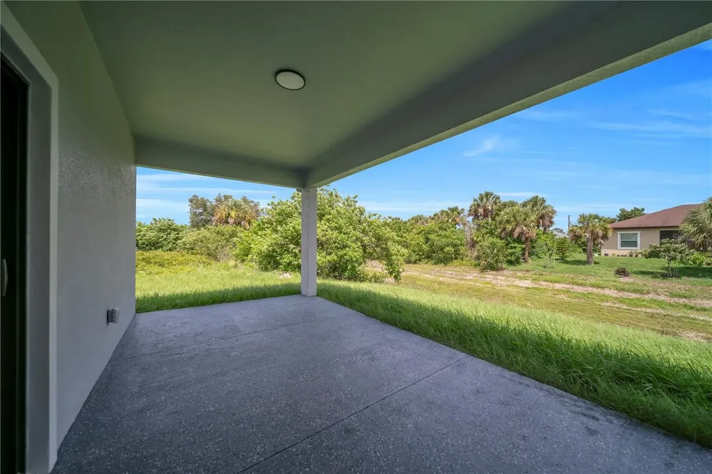 2328 Irondale Road North Port FL 34287