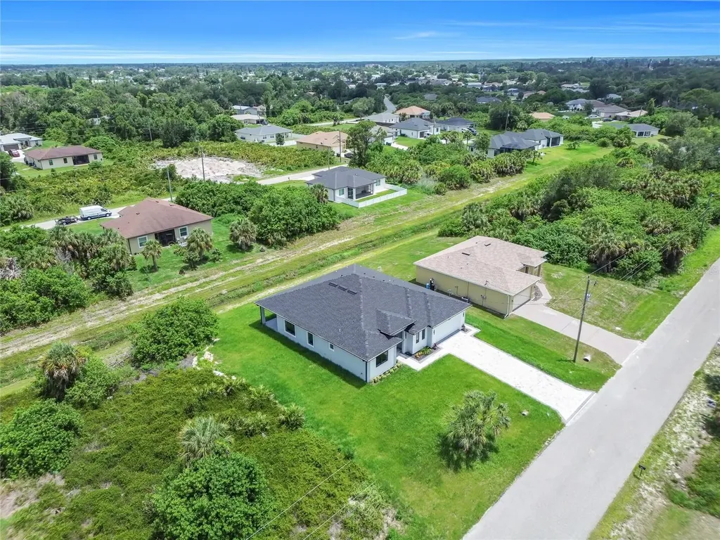 2328 Irondale Road North Port FL 34287
